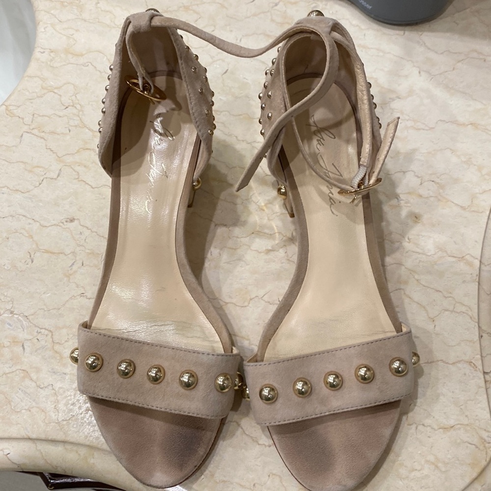 Womens sandals